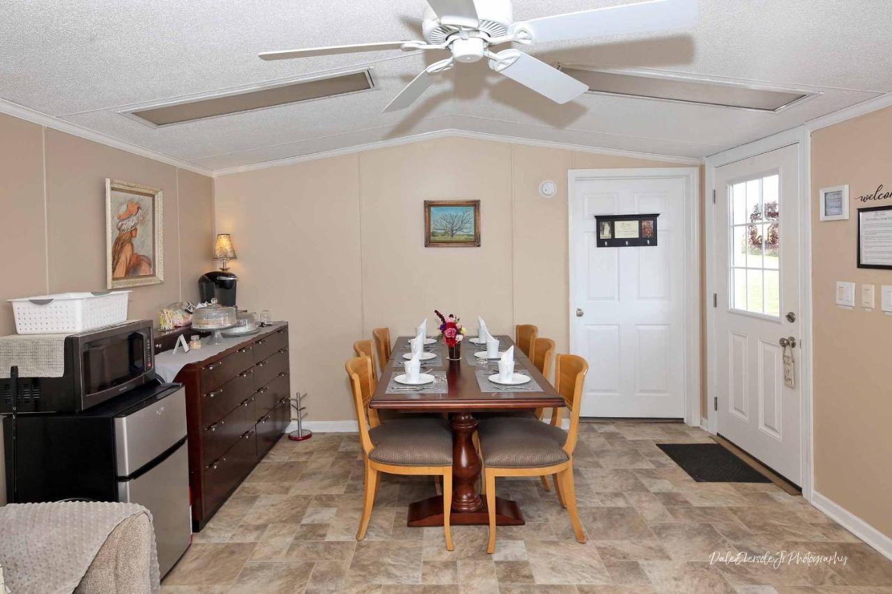Hertzog Homestead Bed & Breakfast 2*
